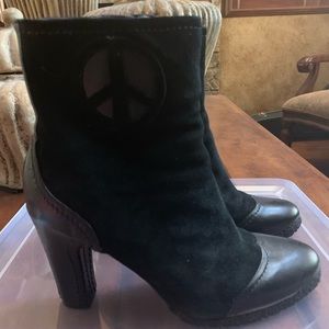 True Religion leather (upper) ankle boots